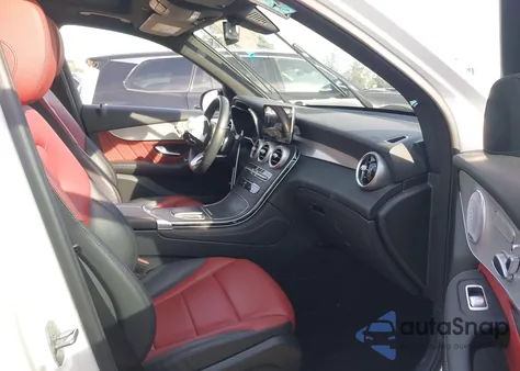 2020 Mercedes-Benz Glc 300 z USA, uszkodzony, nr VIN W1N0G8DB9LF826944